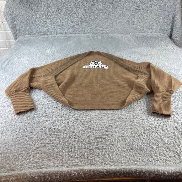 Camel Knit Crop Sweater Embellished Logo Long Sleeve Off Shoulder - Picture 1 of 5